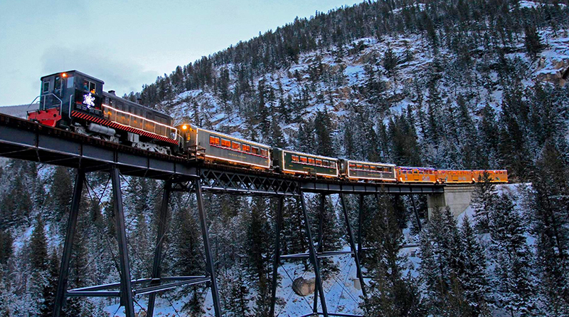 The Santa Express at the Royal Gorge, Canon City